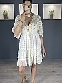 Γυναικείο mini φόρεμα με δαντέλα χρυσές λεπτομέρειες Ve λαιμόκοψη κοντό μανίκι και βολάν στο τελείωμα | Λευκό