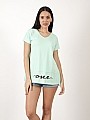 Γυναικεία μπλούζα t-shirt με στάμπα "ONE" στο τέλειωμα μακριά σε άνετη γραμμή και κοντό μανίκι | Βεραμάν