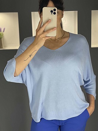 Γυναικεία μπλούζα ψιλό πλεκτό με κοντό μανίκι τύπου νυχτερίδα και Ve λαιμόκοψη | Γαλάζιο