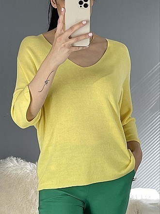 Γυναικεία μπλούζα ψιλό πλεκτό με κοντό μανίκι τύπου νυχτερίδα και Ve λαιμόκοψη | Κίτρινο