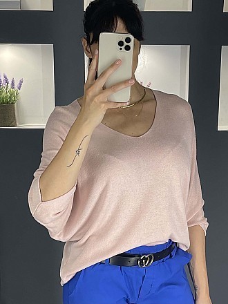 Γυναικεία μπλούζα ψιλό πλεκτό με κοντό μανίκι τύπου νυχτερίδα και Ve λαιμόκοψη | Ροζ