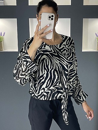 Γυναικεία μπλούζα σε στυλ πουκαμίσας animal print με μακρύ μανίκι | Μαύρο - Λευκό