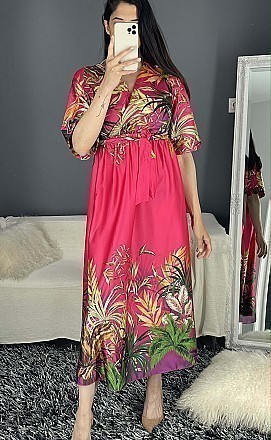 Γυναικείο floral maxi φόρεμα με κοντό μανιίκι τύπου κρουαζέ | Φούξια
