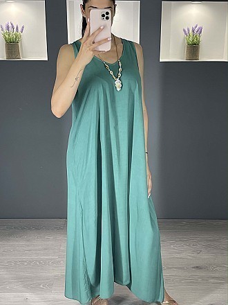 Γυναικείο φόρεμα maxi μονόχρωμο oversize με κολιέ | Πράσινο