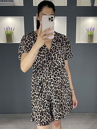 Γυναικείο φόρεμα mini animal print με βολάν τύπου κρουαζέ | Animal Print