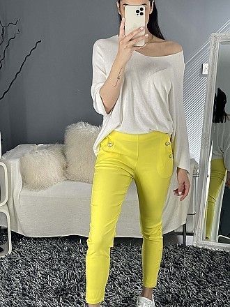 Γυναικείο παντελόνι ελαστικό με διακοσμητικά κουμπιά | Κίτρινο