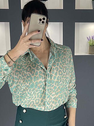 Γυναικείο πουκάμισο animal print κλείνει με κουμπιά | Μπεζ - Τιρκουάζ