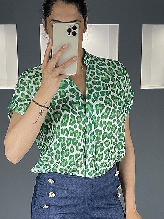 Μπλούζα σε στυλ πουκαμίσας animal print με κοντό μανίκι | Πράσινο