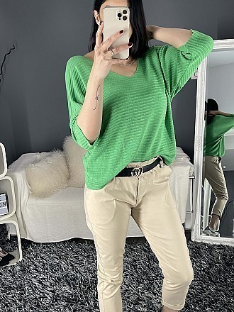 Γυναικεία μπλούζα πλεκτή με πλέξη ριγέ τύπου νυχτερίδα με Ve λαιμόκοψη | Πράσινο