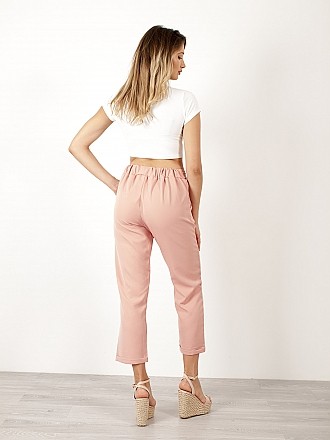 Γυναικείο υφασμάτινο παντελόνι all seasons με λάστιχο και ζώνη στη μέση ρεβέρ στο τελείωμα και τσέπες | Ροζ