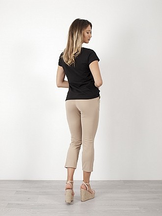 Γυναικείο υφασμάτινο παντελόνι all seasons με λάστιχο στη μέση και τσέπες στα πλαϊνά | Μπεζ