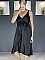 Γυναικείο maxi φόρεμα μονόχρωμο σατέν ασύμμετρο κρουαζέ με βολάν και ραντάκι | Μαύρο